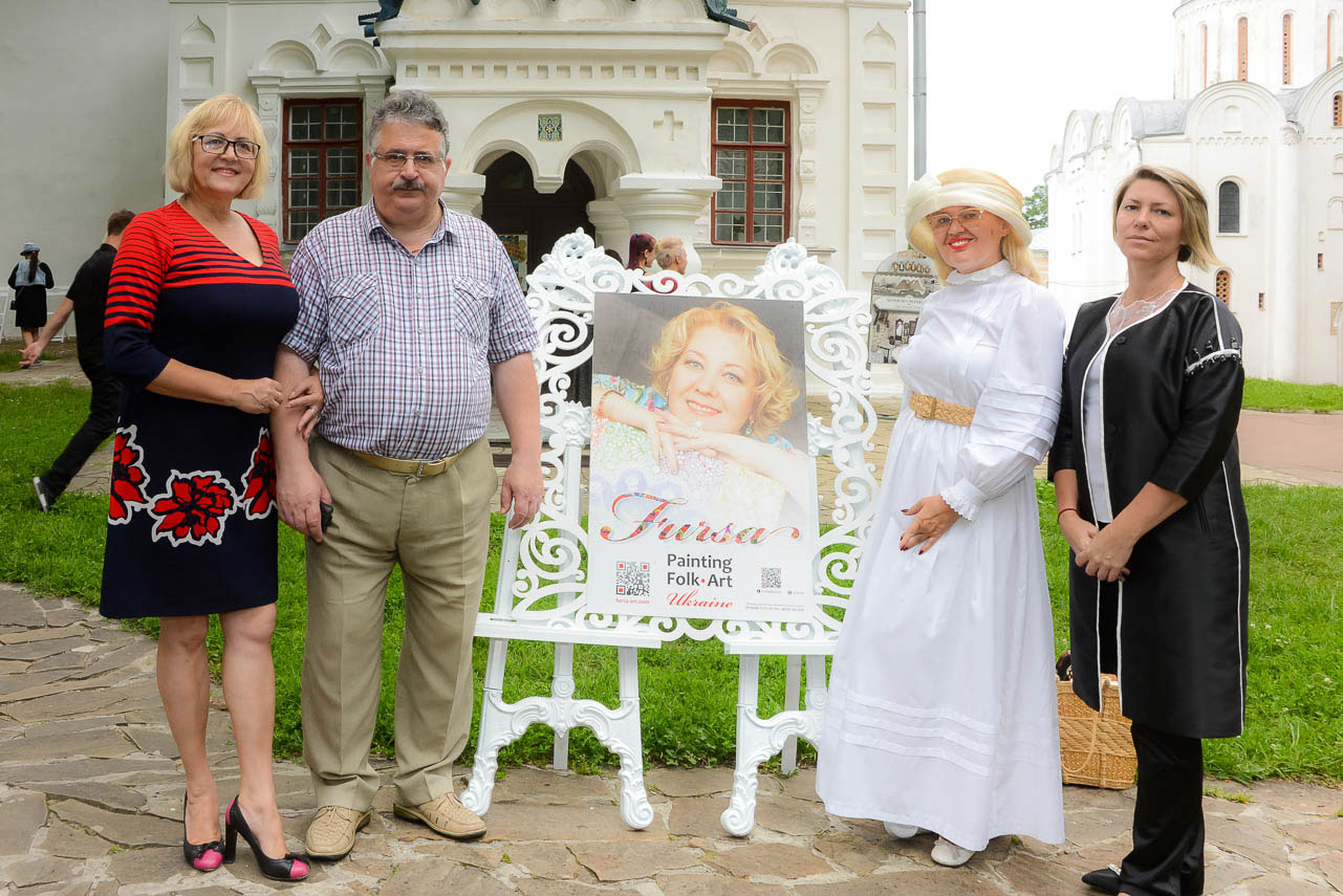 Оксана Фурса: современный фолк-арт на выставке в Чернигове
