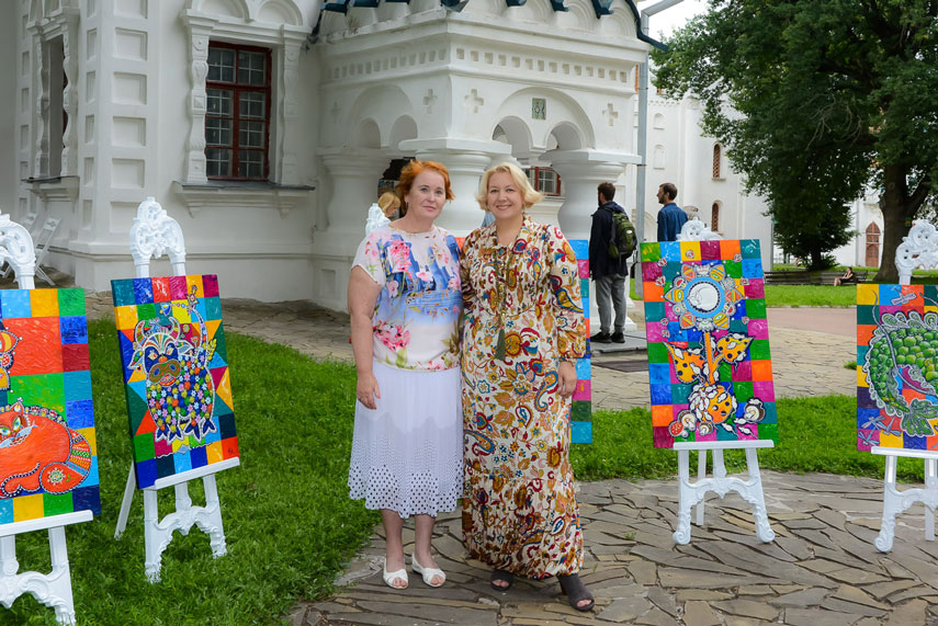 Оксана Фурса: современный фолк-арт на выставке в Чернигове